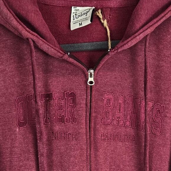 Outer Banks NC Maroon Sweater Jacket M Zip Up Hooded Pockets Fade Cozy Warm NWT - Picture 3 of 14